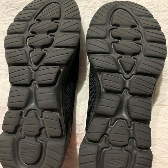 SKECHERS GO WALK 5- Women's size 6.5 Goga Mat -Slip-on Athletic Shoes. - Picture 4 of 6